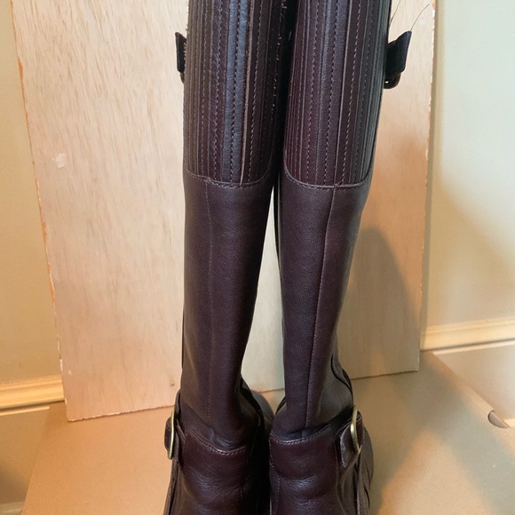 Ugg Riding Boots - Picture 4 of 5